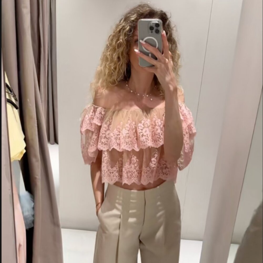 Zara Embroidered Ruffle Top NWT - Picture 3 of 15